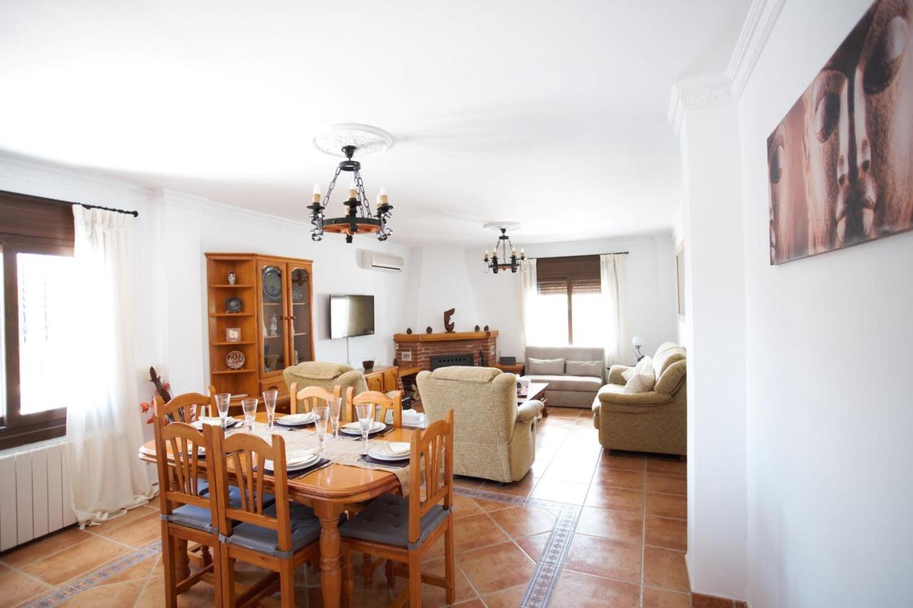 Casa De Las Montanas Villanueva del Trabuco Exteriér fotografie